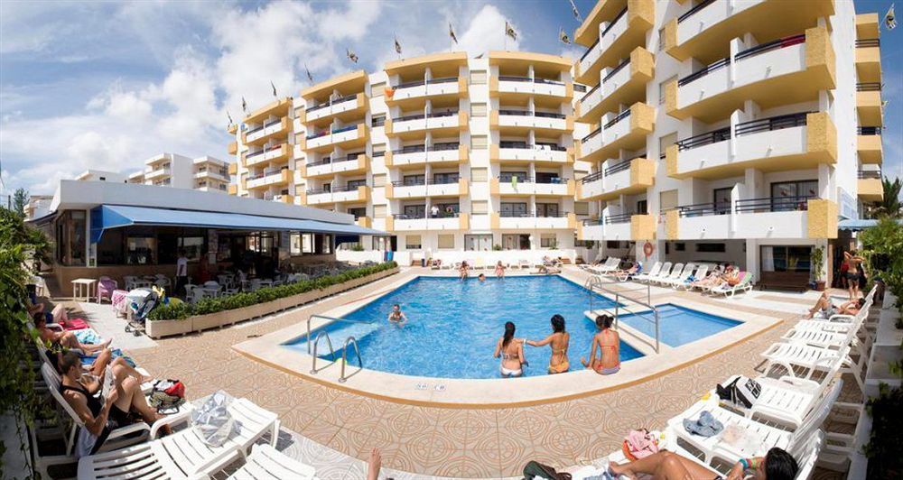 Apartamentos Mira Mola Figueretas Buitenkant foto