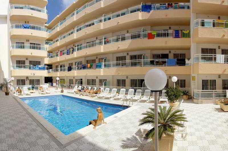 Apartamentos Mira Mola Figueretas Buitenkant foto